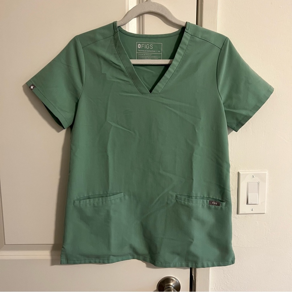 FIGS Casma Scrub Top, XS